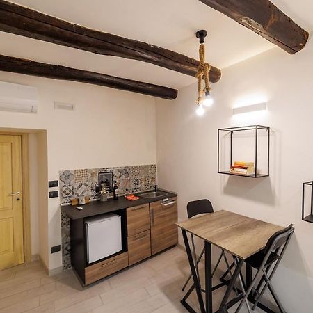 Legno Suite By HouseinNeapel Exterior foto