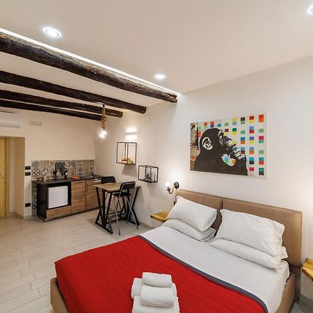 Legno Suite By HouseinNeapel Exterior foto