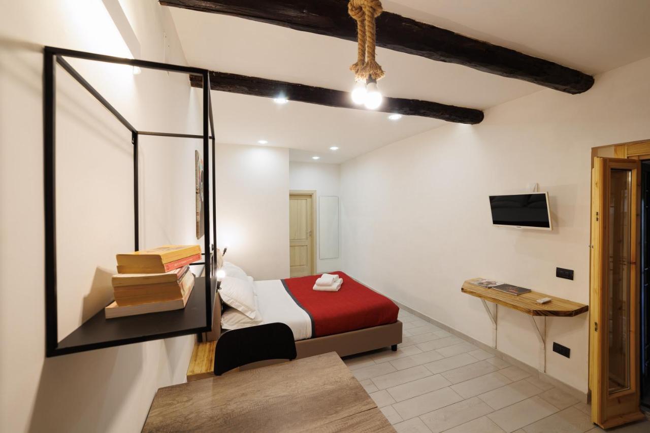 Legno Suite By HouseinNeapel Exterior foto