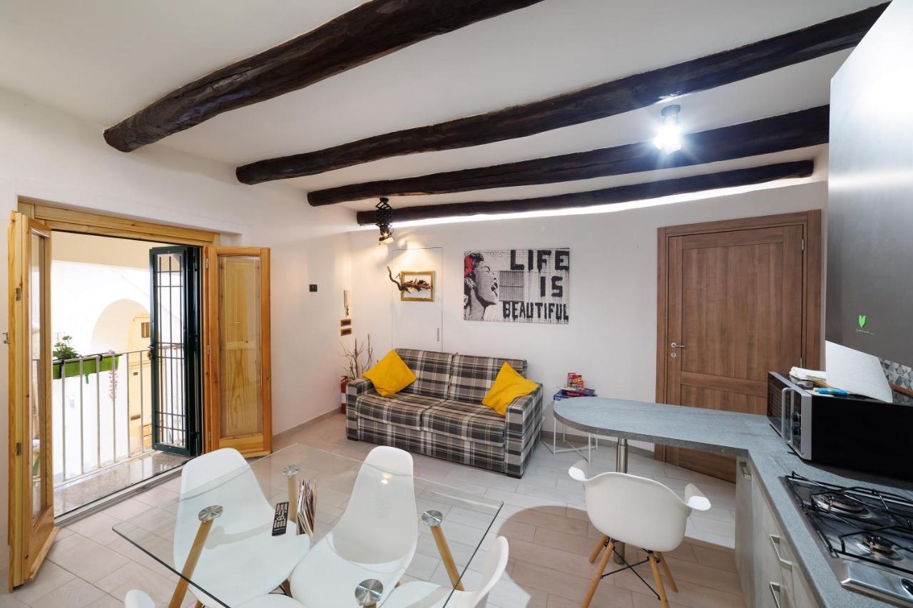 Legno Suite By HouseinNeapel Exterior foto