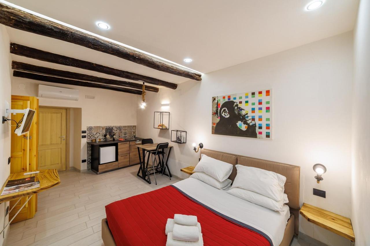 Legno Suite By HouseinNeapel Exterior foto